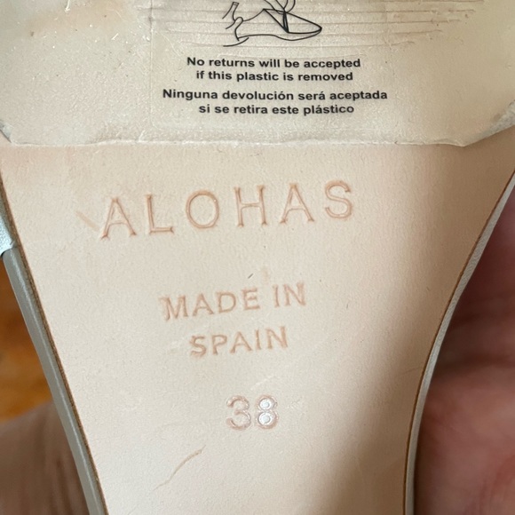 Twist Strap Heel by Alohas Brand New Size 38 - Picture 6 of 6